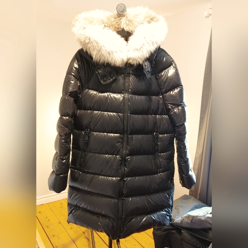 Hetrego black puffer winter coat size L